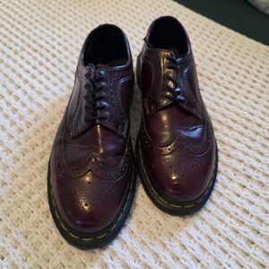 Classic Burgundy Brogue Men's Shoes